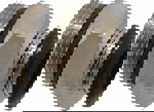 Push-To-Connect Tube to Universal Thread Tube Fitting: Male, Straight, 1/4